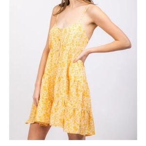 Yellow daisy swing dress